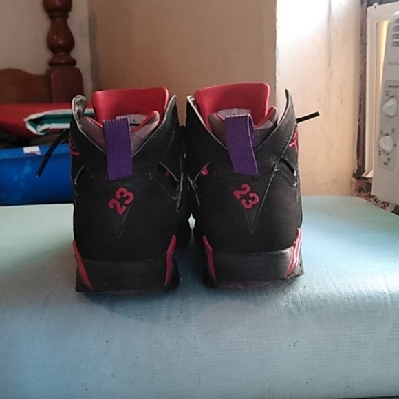 Jordan 7s (Raptors) - Picture 2 of 2